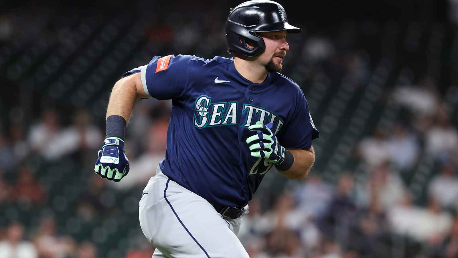 AJ Pierzynski reveals honest truth of injury Mariners’ Cal Raleigh is dealing with