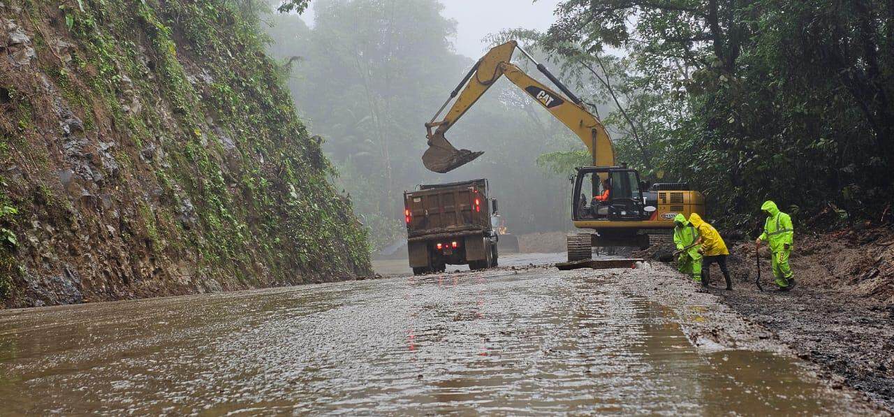 Costa Rica’s Reopens Highway After Landslide Closure