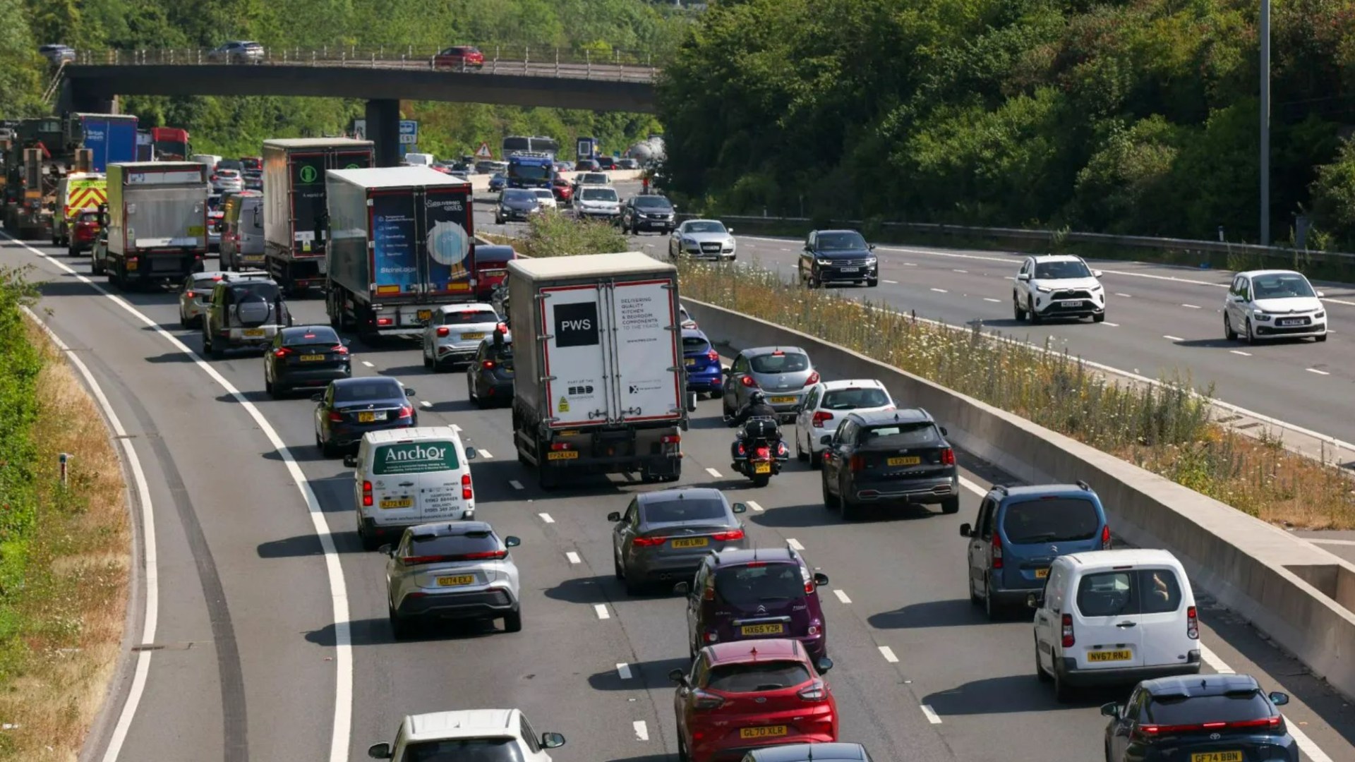 Map reveals motorway traffic hotspots to avoid this weekend as 14MILLION drivers hit the road for summer holidays