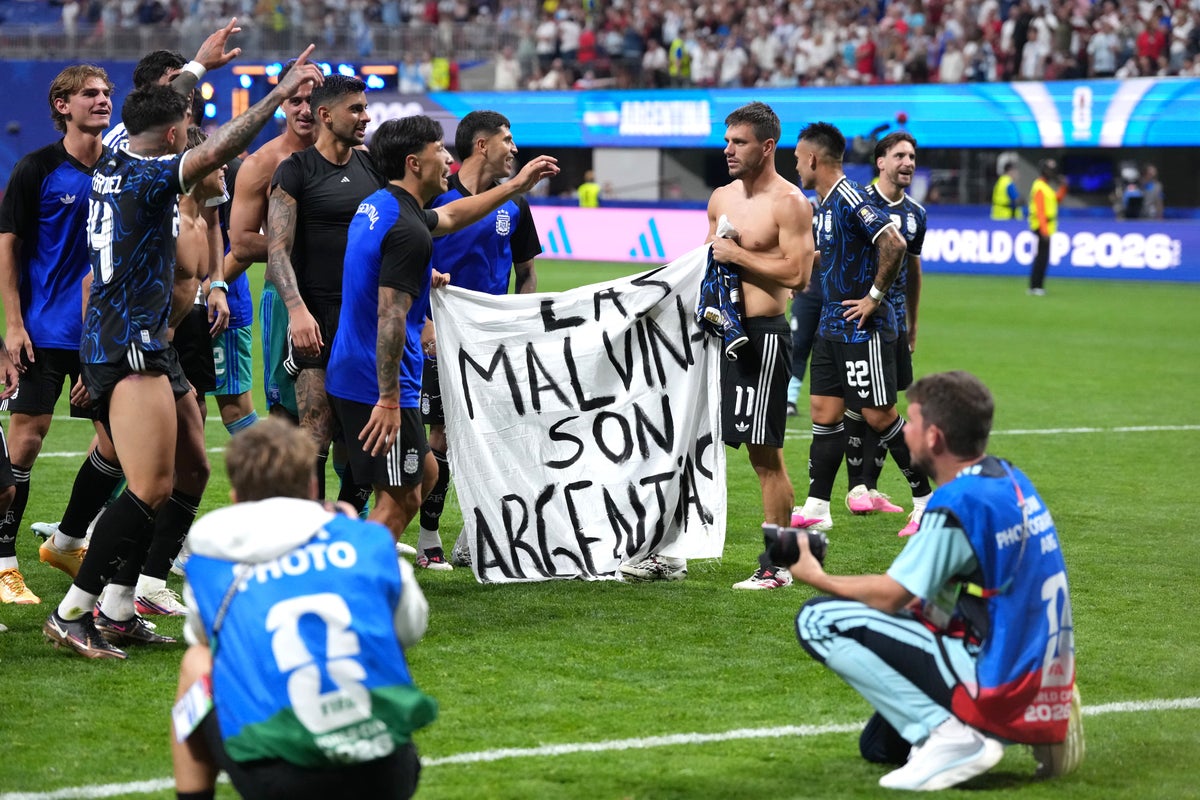 White House defends Argentina’s controversial Falklands banner at World Cup