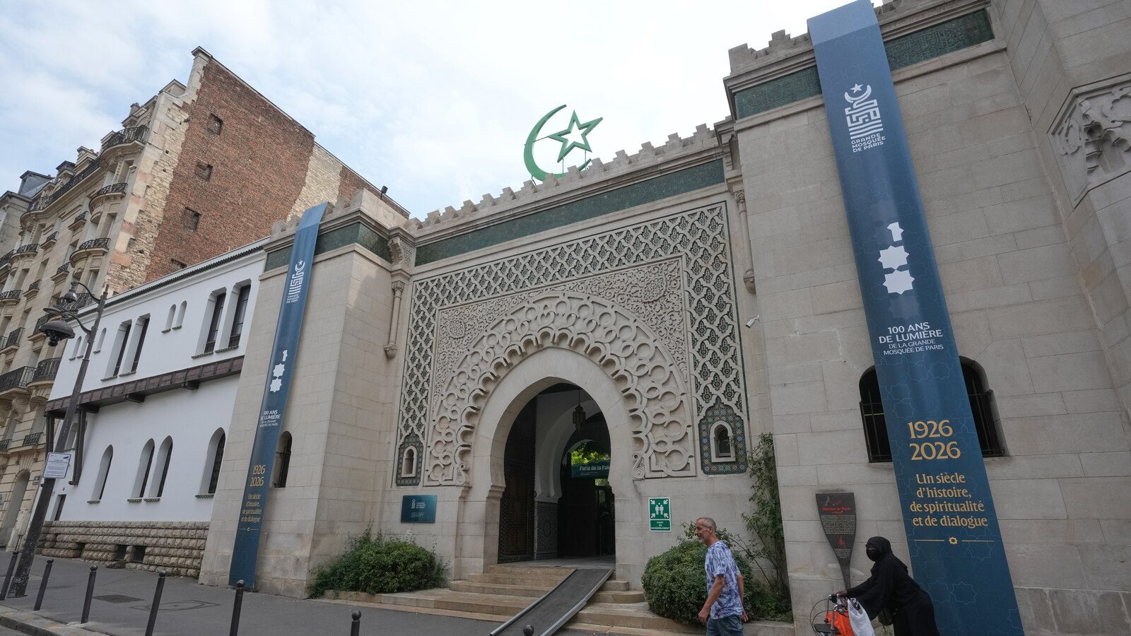 Paris' Grand Mosque celebrates its 100th anniversary and interfaith dialogue
