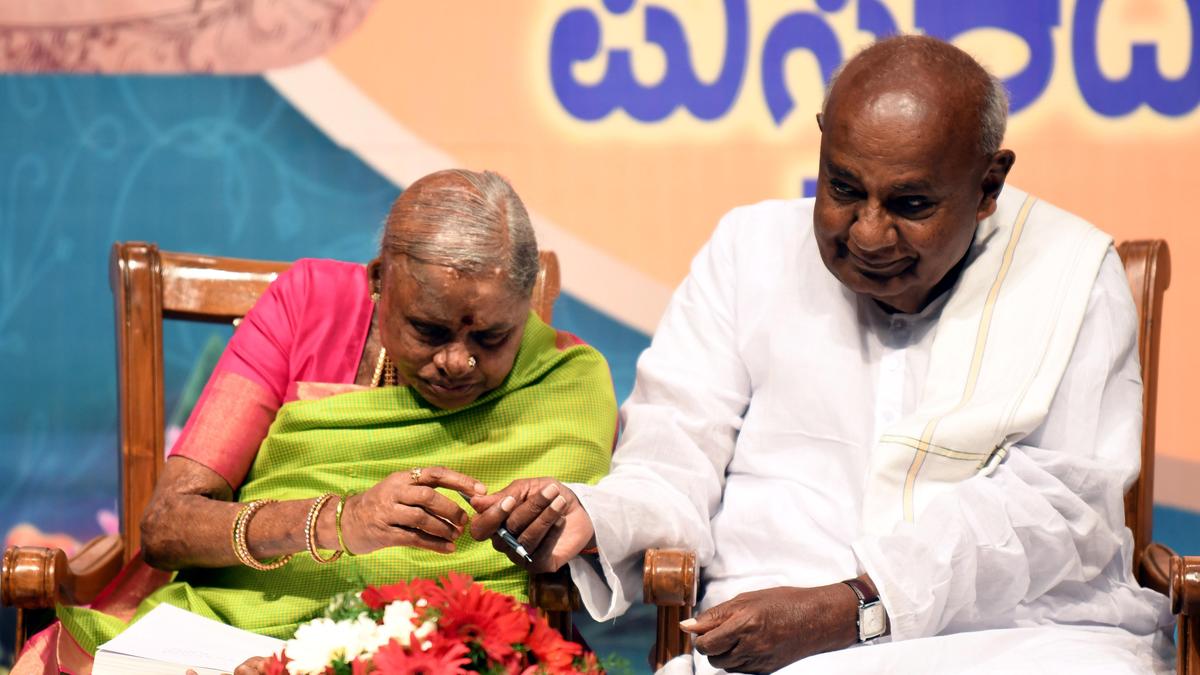 Former Prime Minister H.D. Deve Gowda’s wife Chennamma passes away