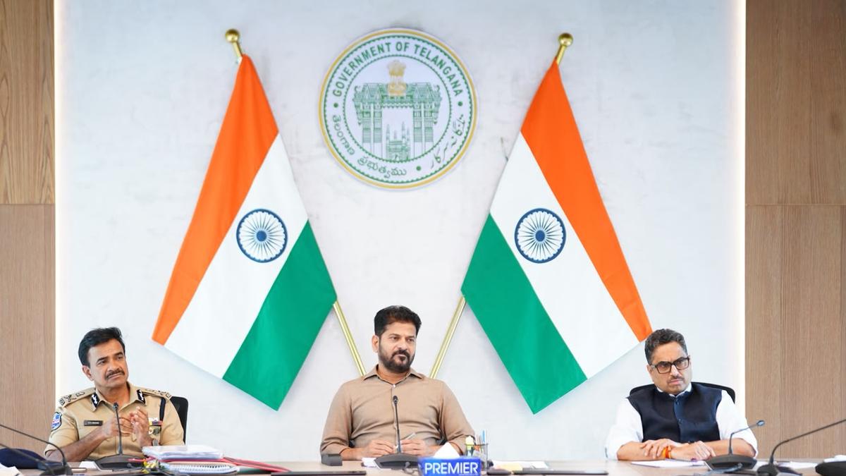 Set up toll-free number for info on food adulteration, formulate strict laws: Telangana CM