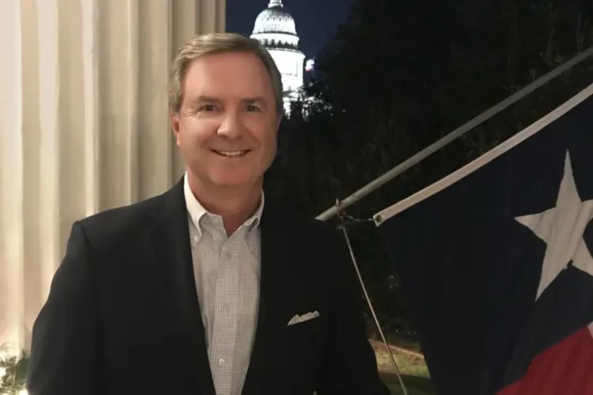 Quién es Robert Howden, el nuevo secretario de Estado de Texas y persona de confianza de Abbott