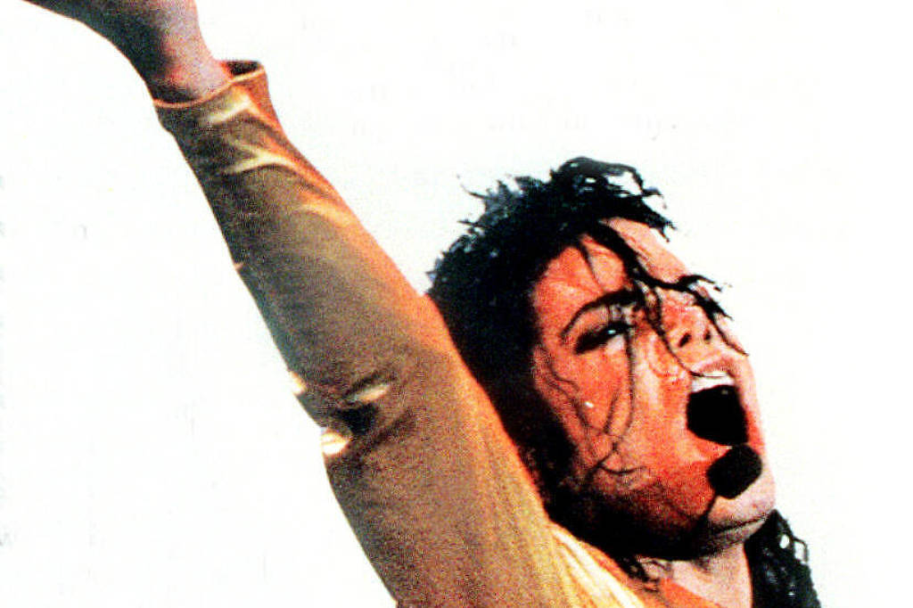 Filhos de Michael Jackson travam disputa judicial por fortuna bilion�ria do cantor, diz site
