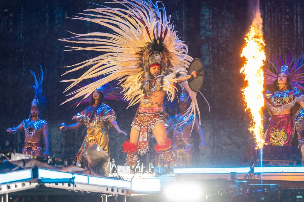 Grupo Firme Breaks Record at Mexico City’s GNP Seguros Stadium: 5 Best Moments