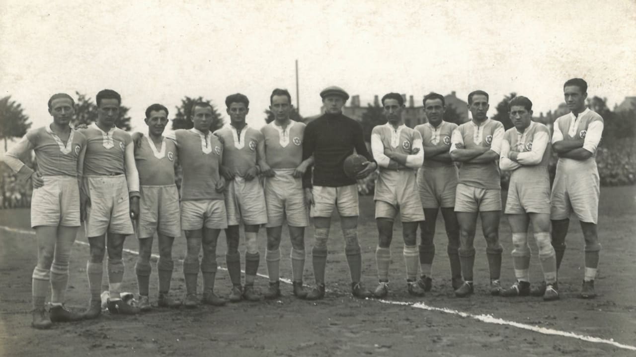 'Digging Deep': The lost Jewish football greats who once shaped European soccer - review