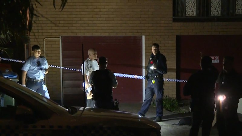 Man stabbed in Sydney's eastern suburbs