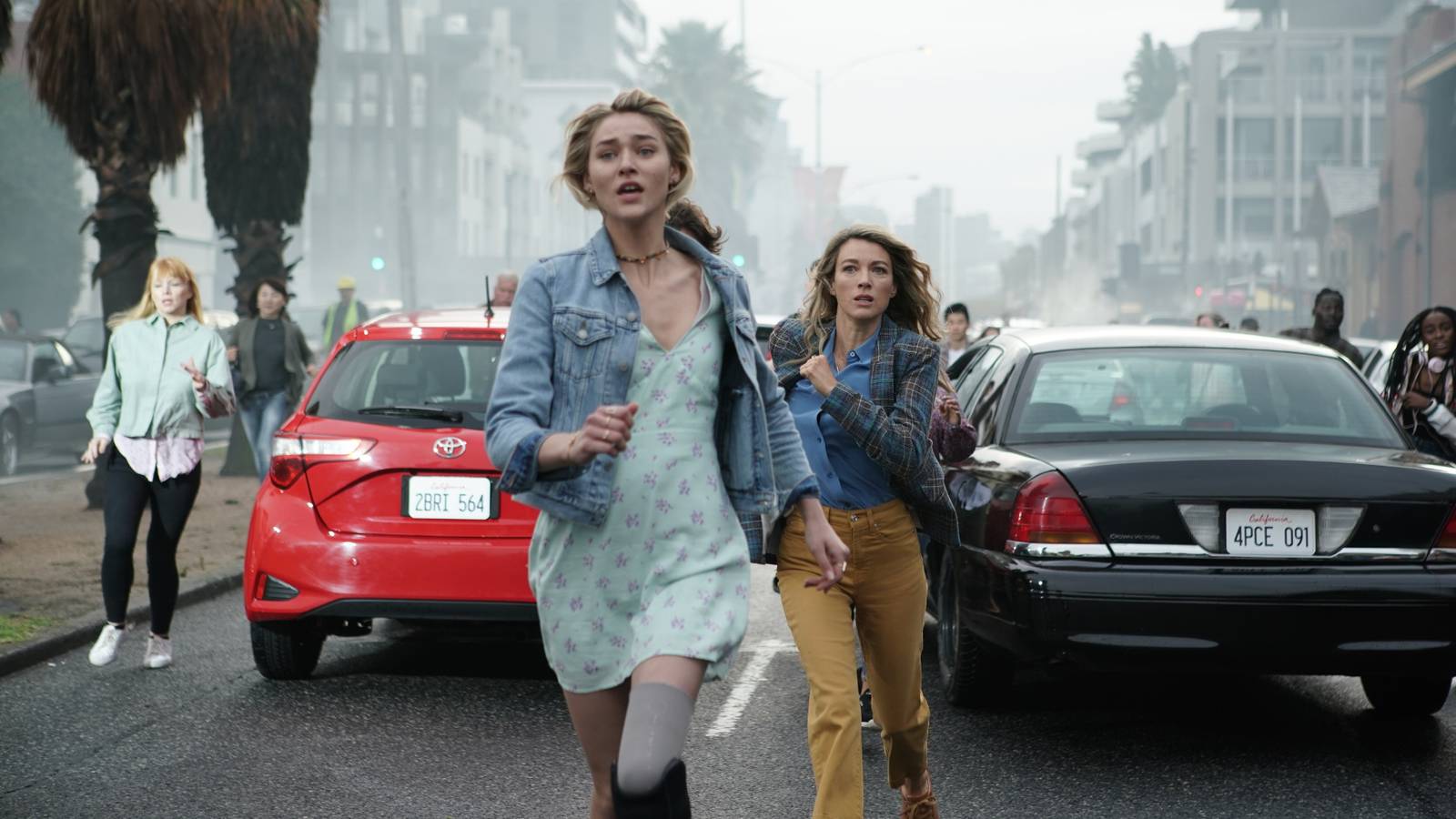 Lost Meets Jurassic Park In Netflix's 3-Part Sci-Fi Series