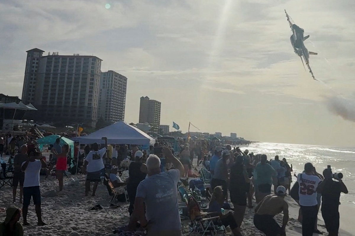 Pilot in viral Blue Angels close-shave flyover admits beach buzz was ‘mistake’ not MAGA bravado