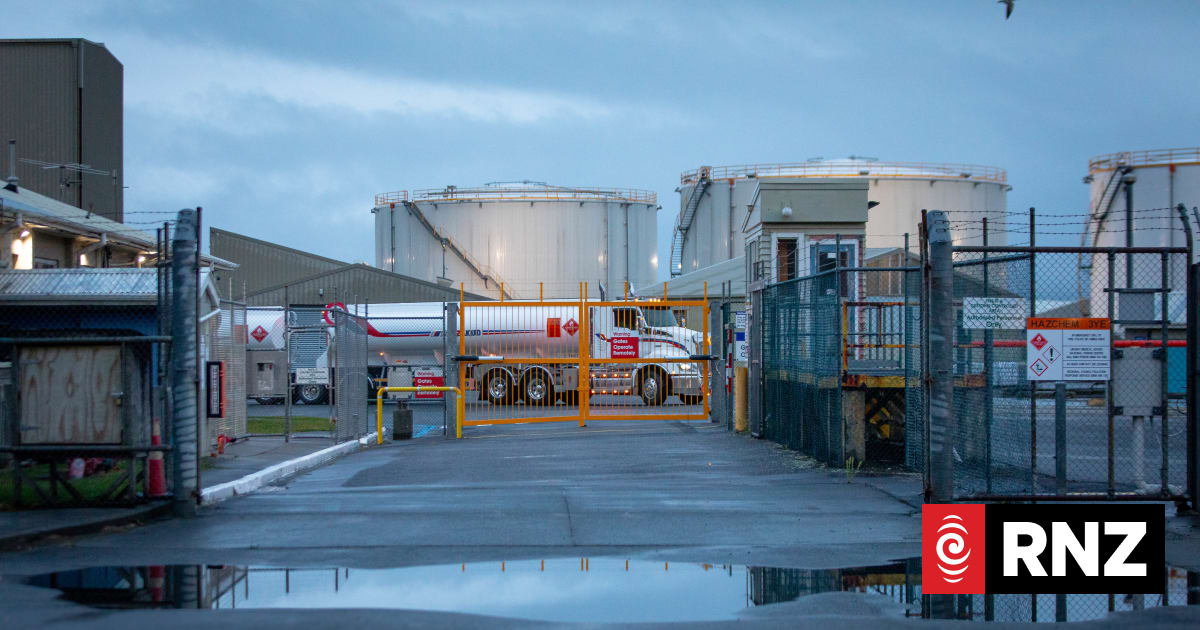 Should NZ follow Australia's lead and increase fuel reserves? AA says no