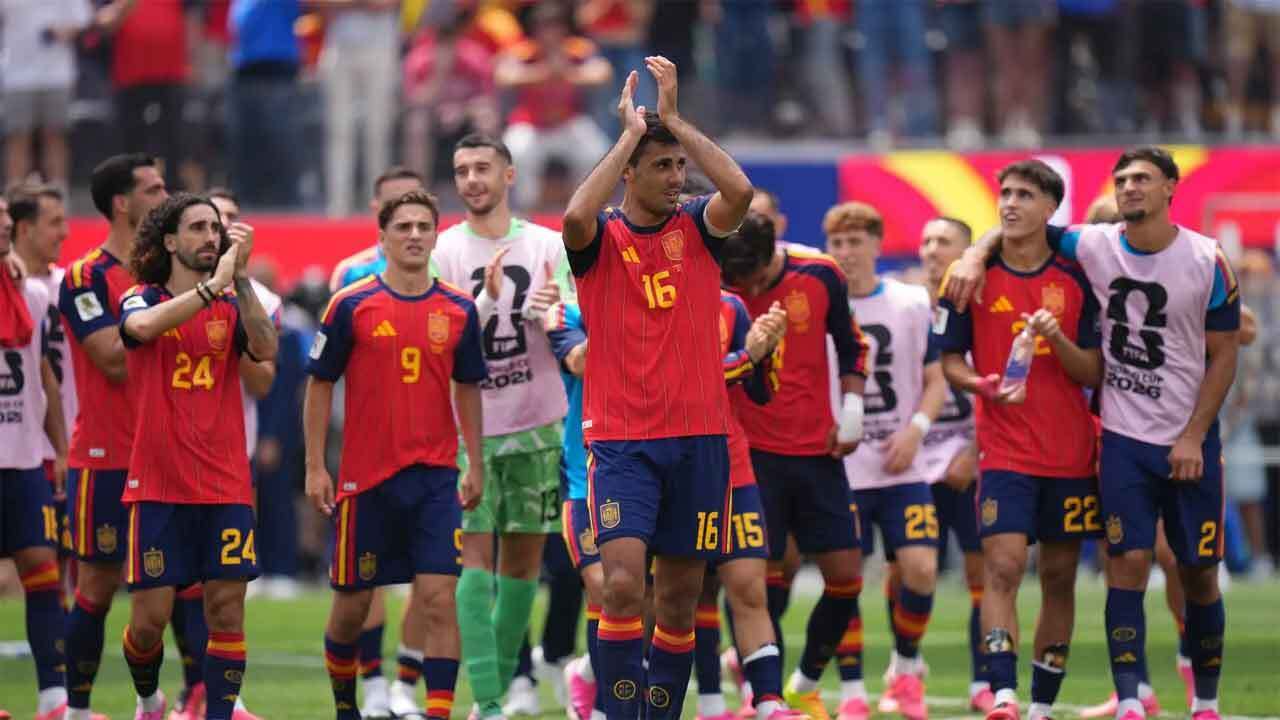 The tactical evolution that has Spain one win from FIFA World Cup glory