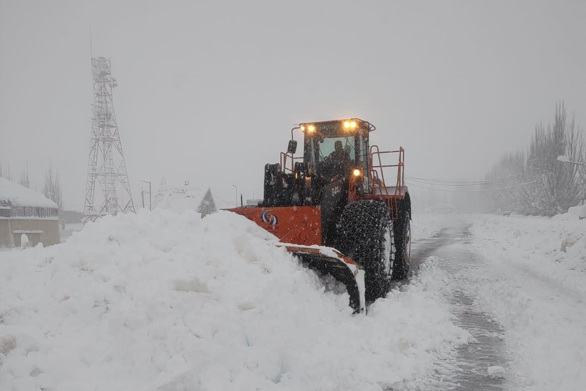 Temporal extremo: dos parques de nieve están cerrados “hasta nuevo aviso” y un centro de esquí habilita más pistas