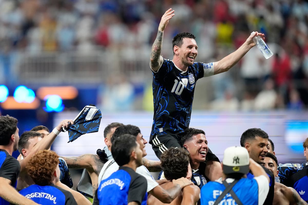 El video de la selección argentina en la previa de la final: “Acá viene el campeón defensor”