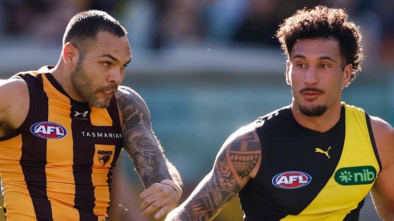 Watson and Lewis pile on early goals as Hawthorn destroy lowly Tigers