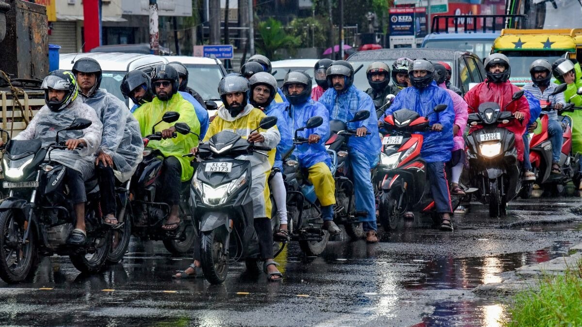 Why is Chennai cloudy but dry in July while south Tamil Nadu thunders?