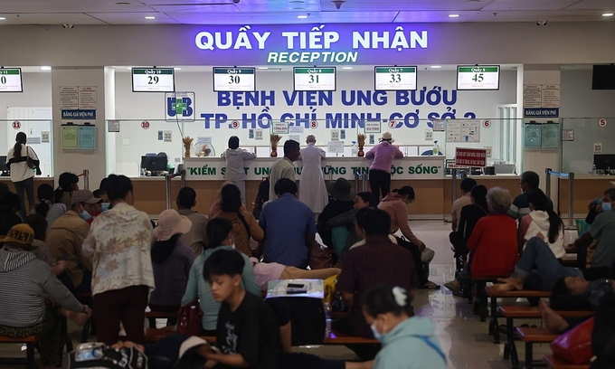 1,000 patients await surgery as Ho Chi Minh City's largest cancer hospital overwhelmed