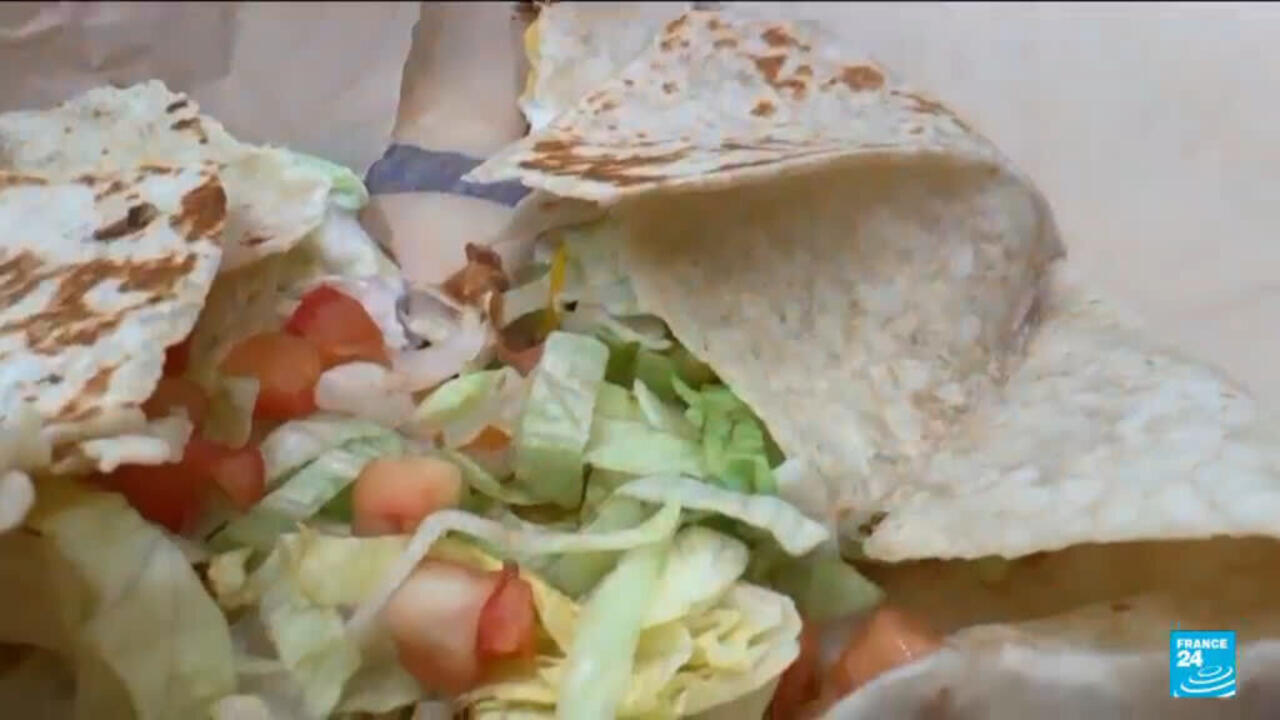 US: Taco Bell removes lettuce after parasite outbreak