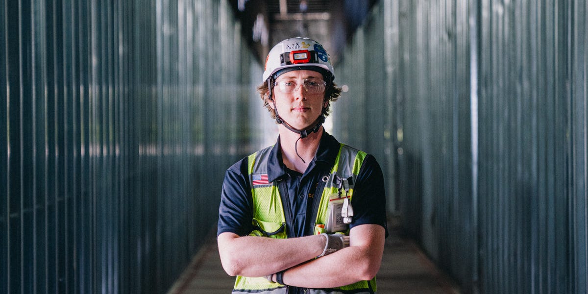 I skipped college and now earn over $40 an hour in a blue-collar job. The AI boom is creating more opportunities for me.