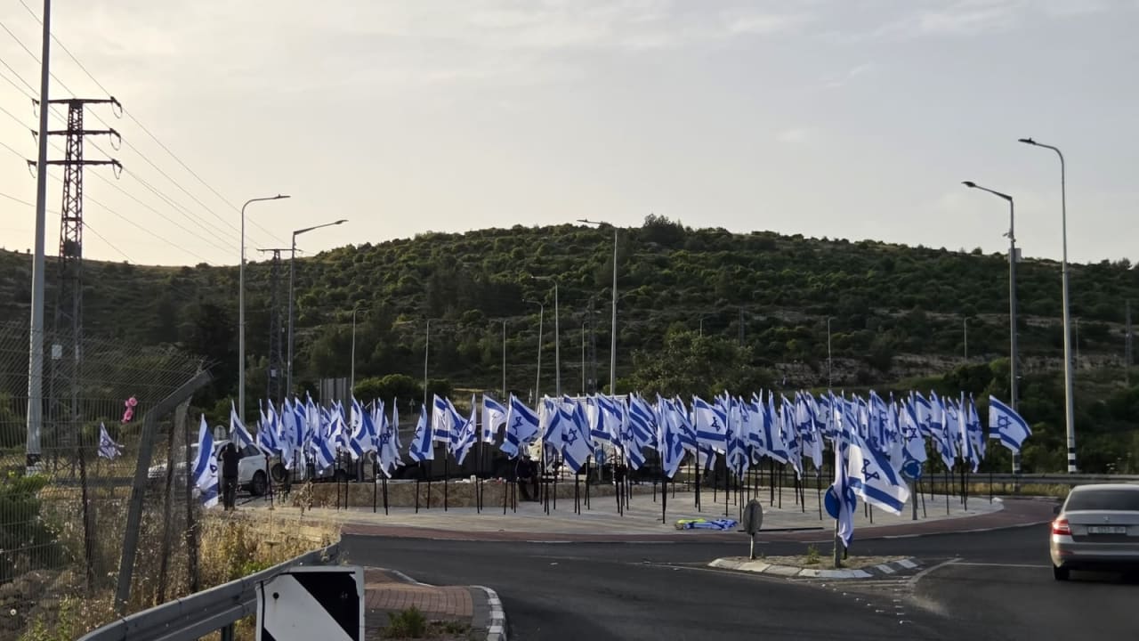 Smotrich announces expansion of West Bank's Highway 465, pushes for new level of 'safety, security'