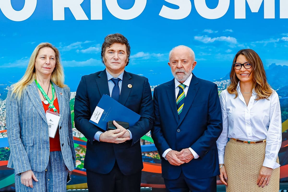 Milei vuelve a desafiar a Lula y visita a tres presidentes sudamericanos para consolidar su “liderazgo” en la región