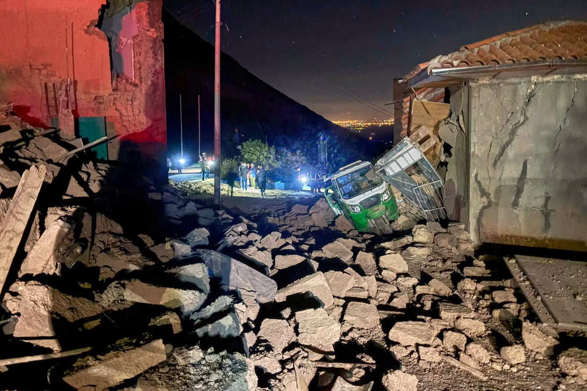 5.5 magnitude earthquake in Peru leaves at least five dead and dozens injured