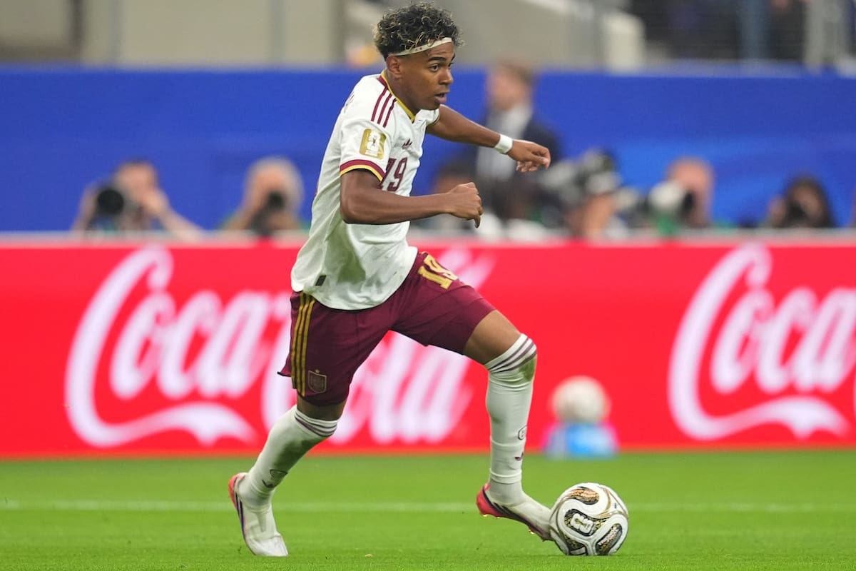 España confirmó el once para enfrentar a la selección argentina en la final del Mundial