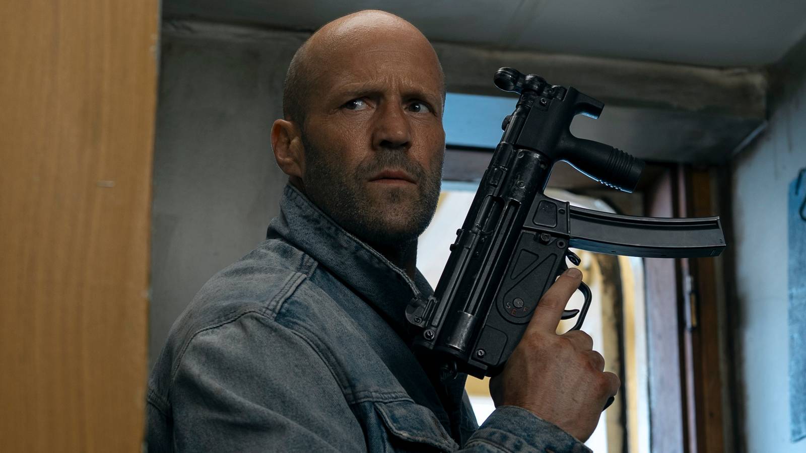 Jason Statham's New Action Thriller Is Reacher Meets Under Siege