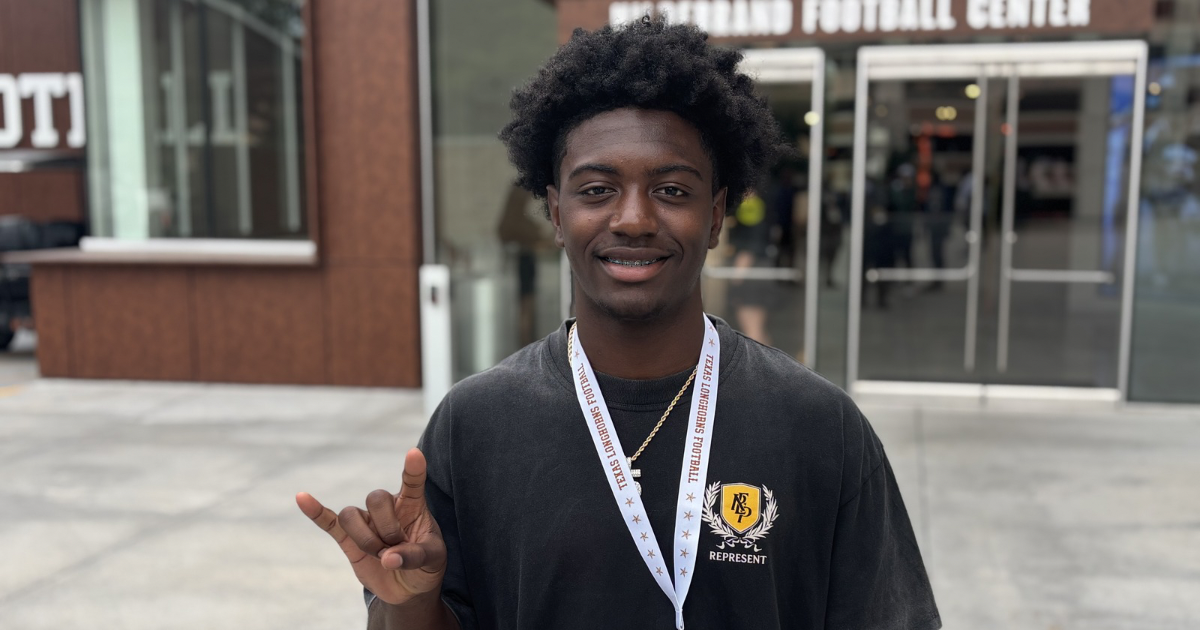 No. 5 RB Micah Rhodes and Texas keeping strong connection