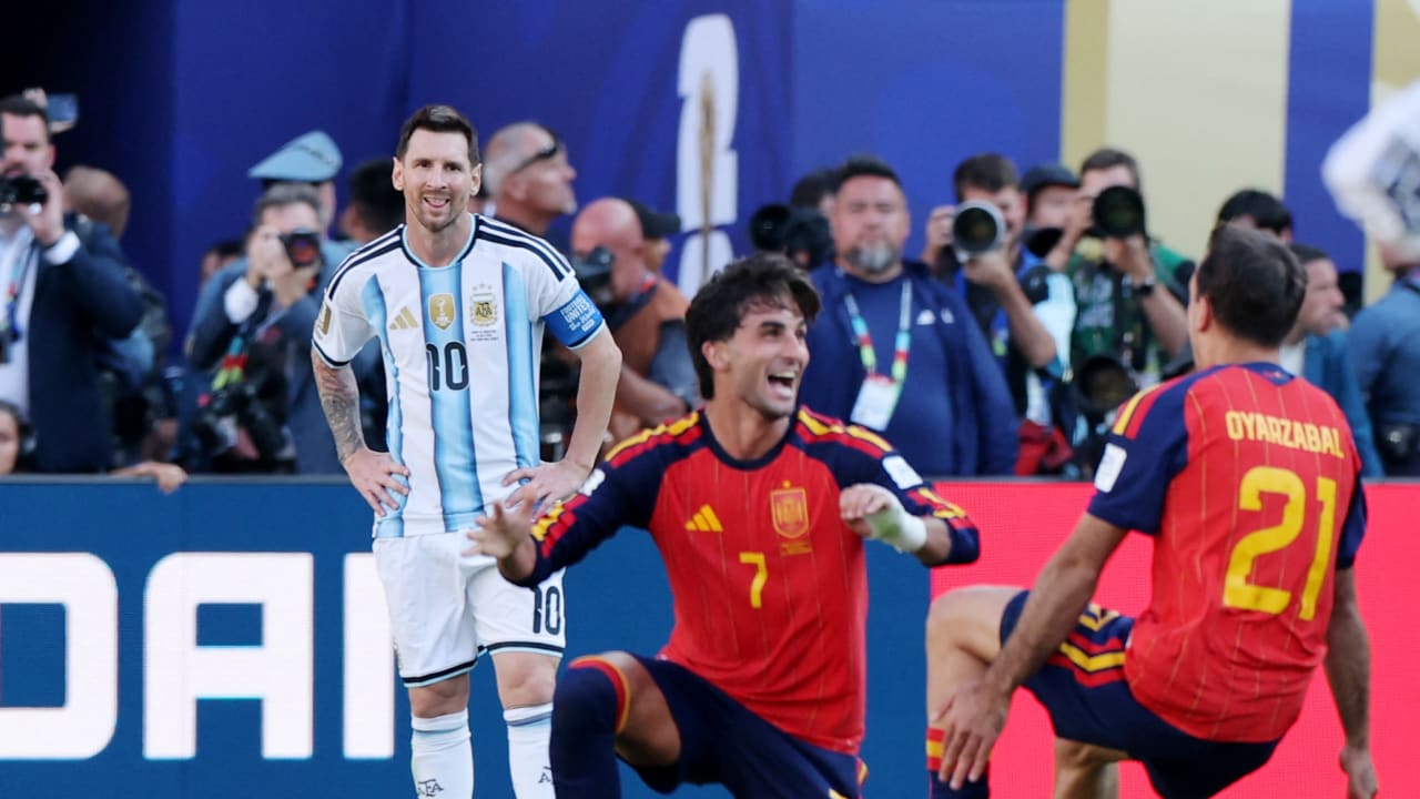 Spain beats Argentina 1-0 to capture second World Cup title