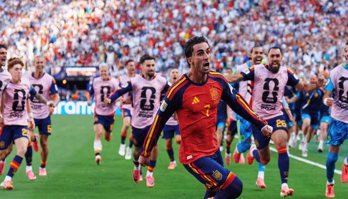 Spain PM Pedro Sanchez hails world champions, says 'Thanks, team'