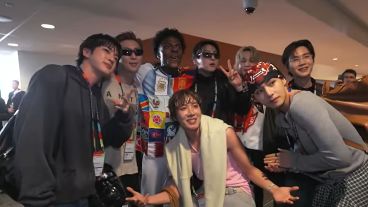 IShowSpeed meets BTS at FIFA World Cup final, celebrates with hugs and a backflip