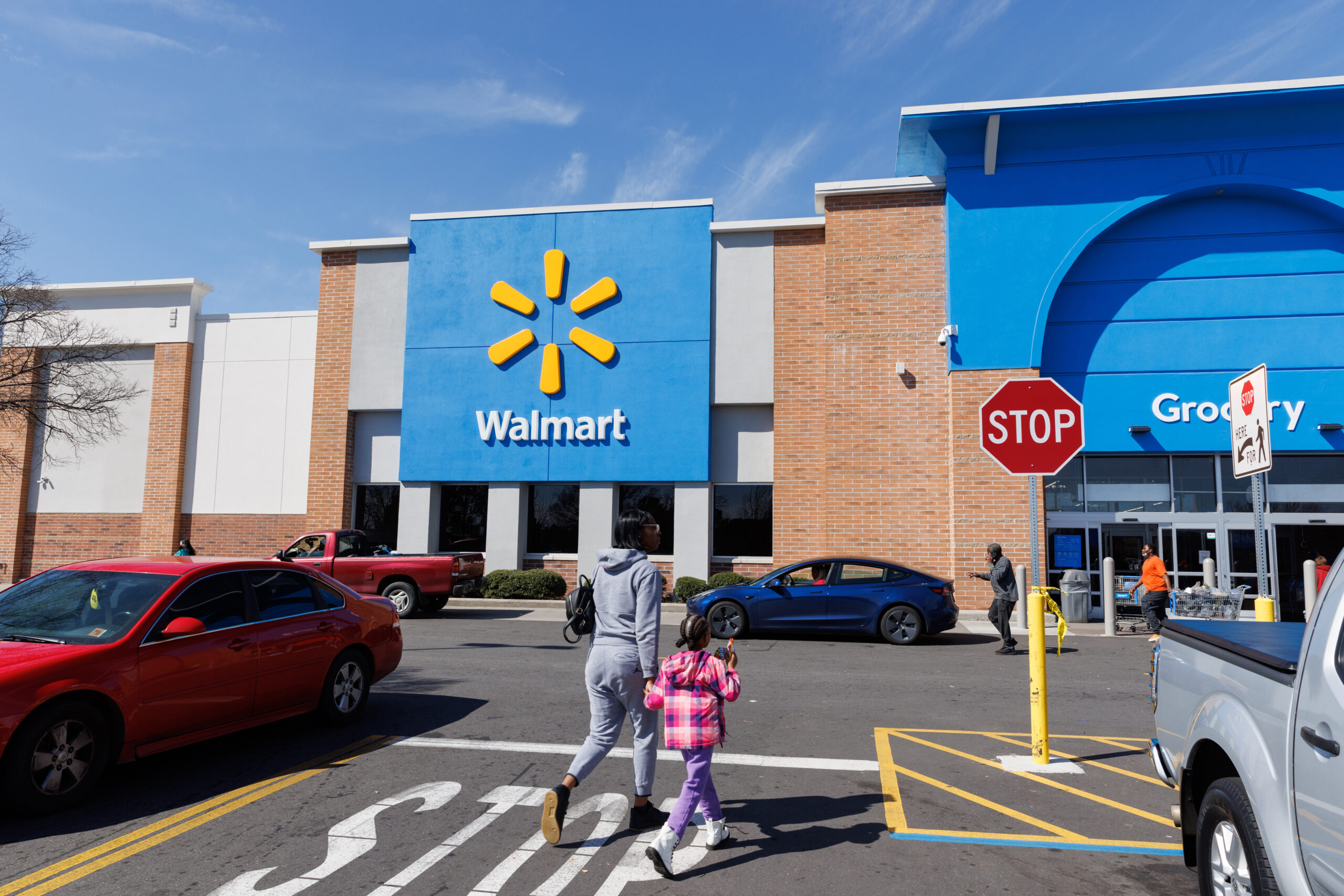 Walmart Removes Four Taylor Farms Salads as Recalls Spread