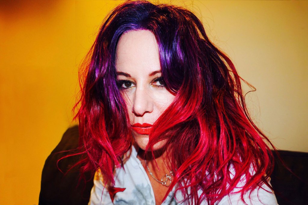 Tom Morello, Garbage, Violet Grohl and More Pay Tribute to L7’s Jennifer Finch